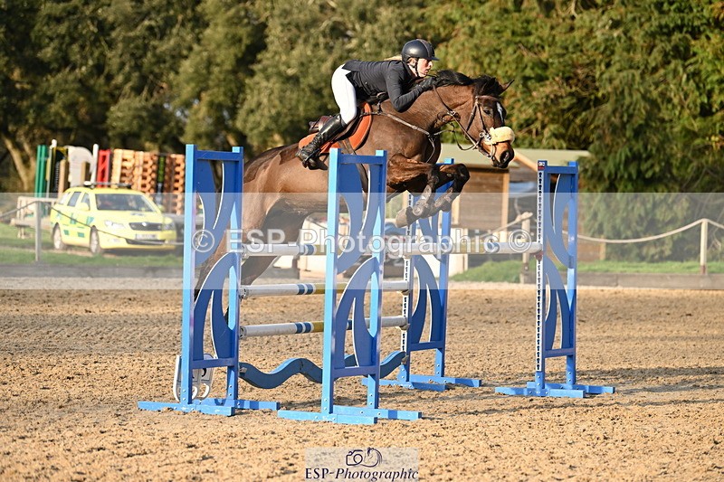 250322A-165945-03673 - Cls 14 Snr Fox & 1.20m Open