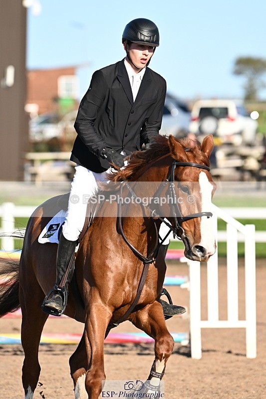 241026A-150507-01447 - SAT Cls 16-18 Children on Horses