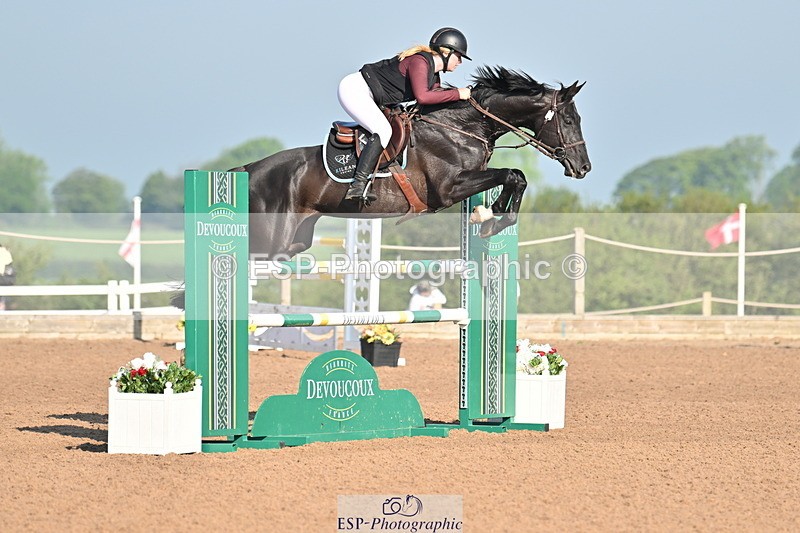 240512A-083205-16411 - Cls 47 Snr 1.20m Open