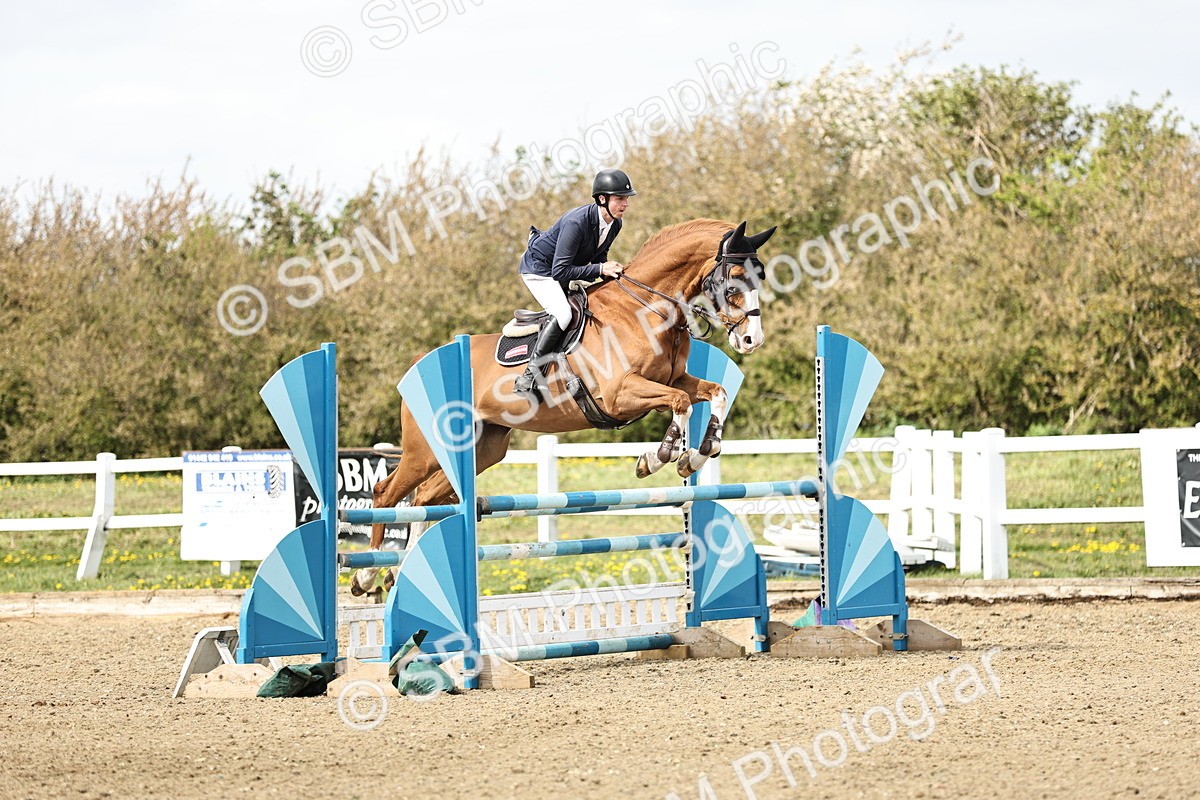 SBM_001245 - Class 4 - Senior Newcomers - 1.10m