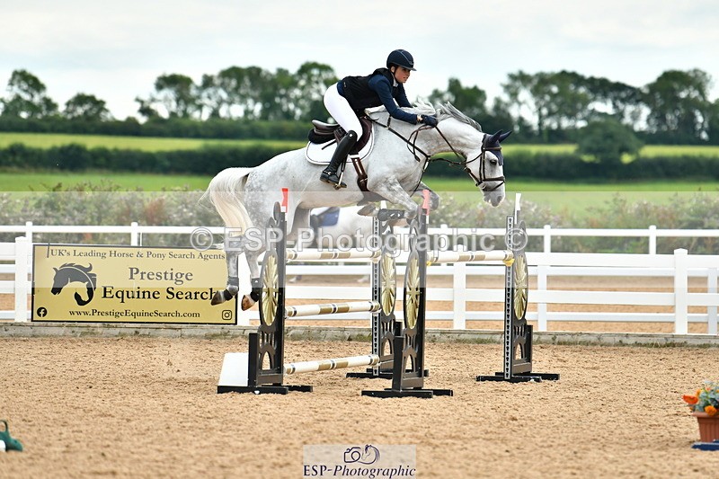 230721A-143917-07028 - Cls 22, 1 Star Gold 1.30m