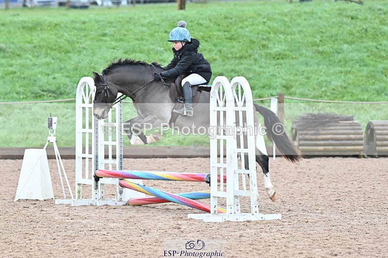 231203A-090912-00078 - Cls 11 Clear Round