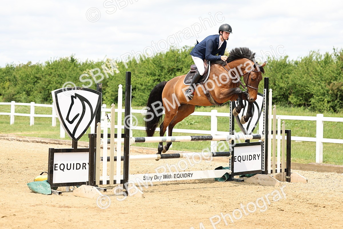 SBM_005642 - Class 17 - Senior Discovery - 1.00m