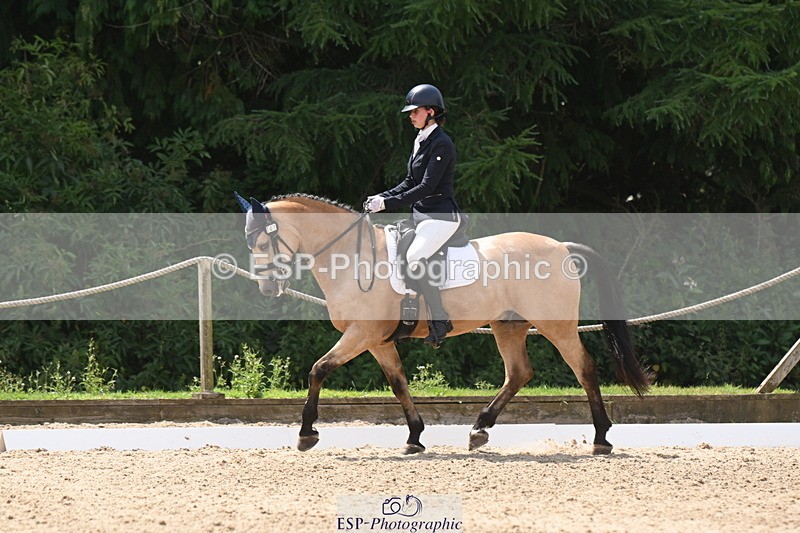 250719A-125555-05181 - 141-Chloe.Dunn-Towerhill.Shamie