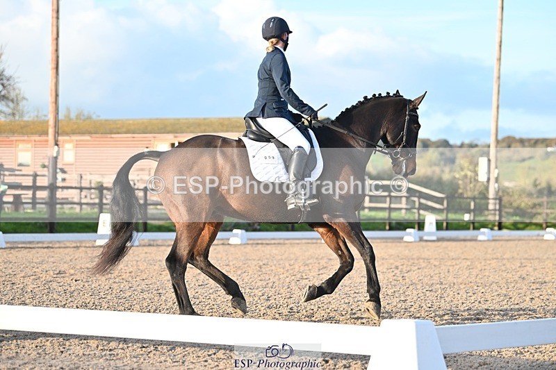 231105-153317-03055 - Cls 4 Novice 24 15.24 to 16.35 break