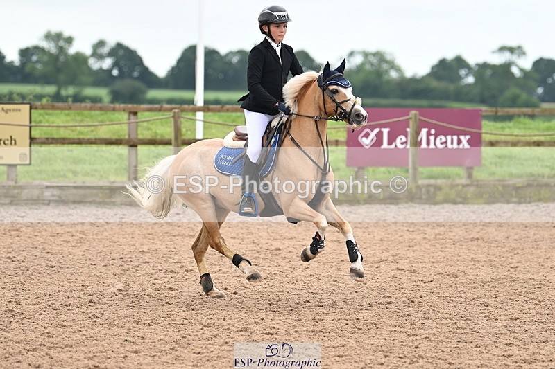 240630A-111607-12012 - Cls 24 HOYS 128cm Qualifier