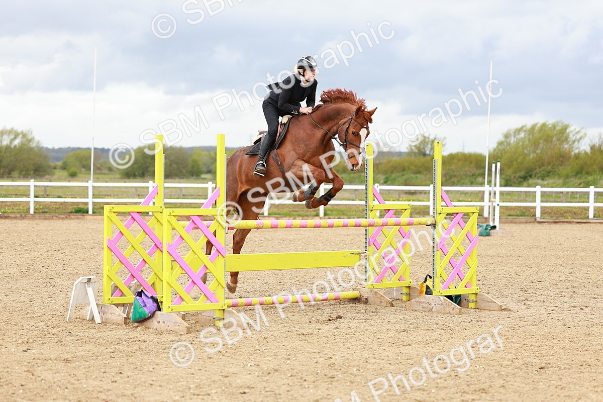 SBM_002258 - Class 10 - Senior Newcomers - 1.10m