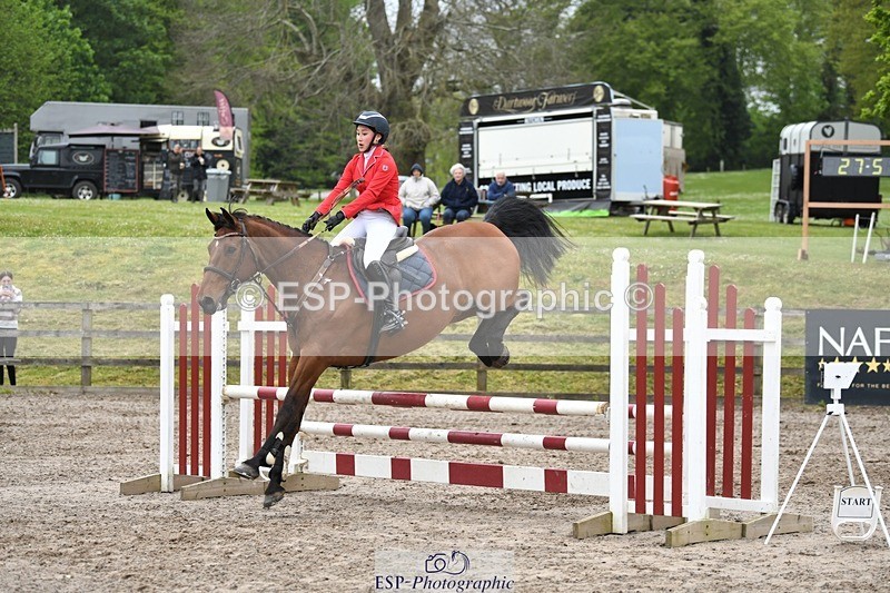 230512-094328-00378 - Cls 10 Snr 85cm Schooling