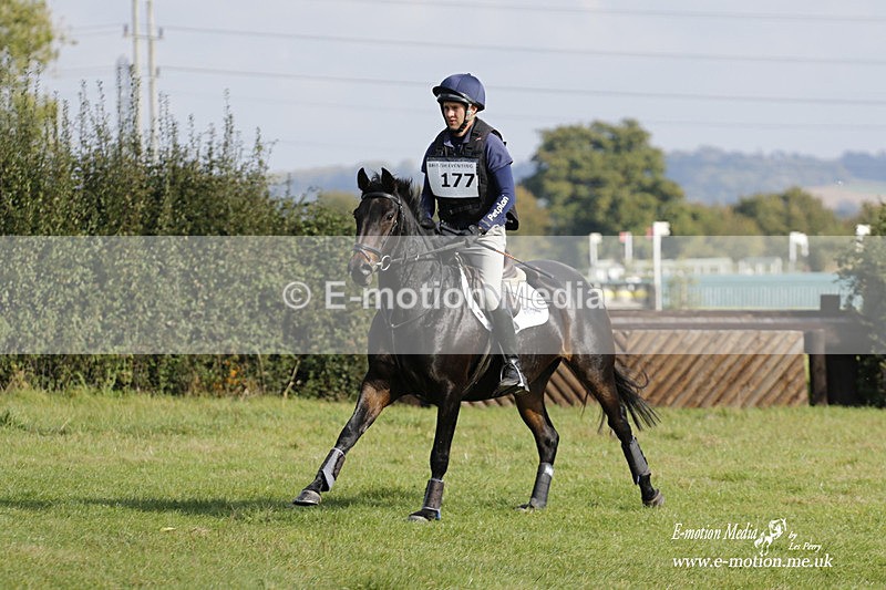  WWHT 171021 3174 - Intermediate (0.90m)  17/10/21