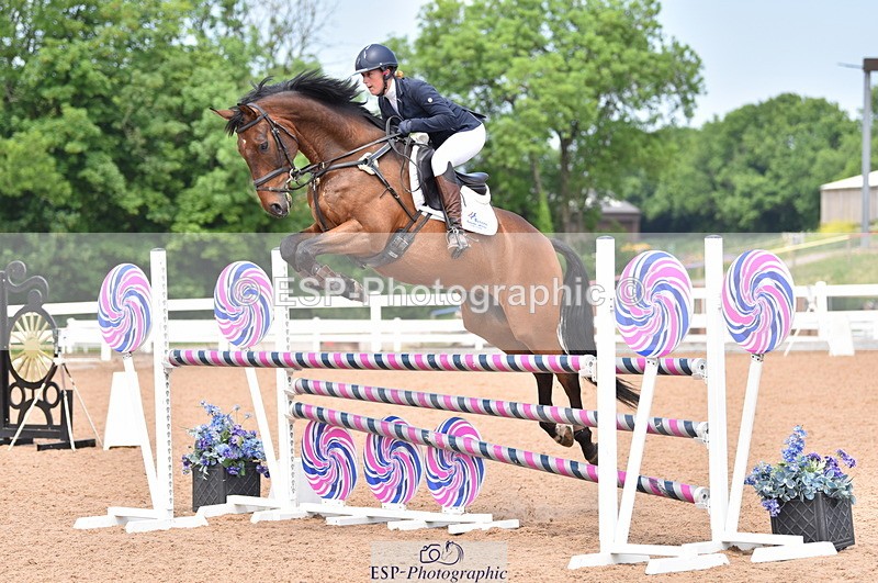 230609A-135548-01330 - Cls 12 1.05m Amateur Qualifier