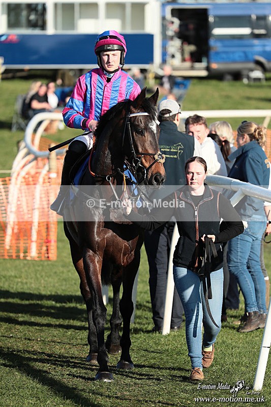 PtP 210326 1173 - VWH Cirencester Races 21/03/26