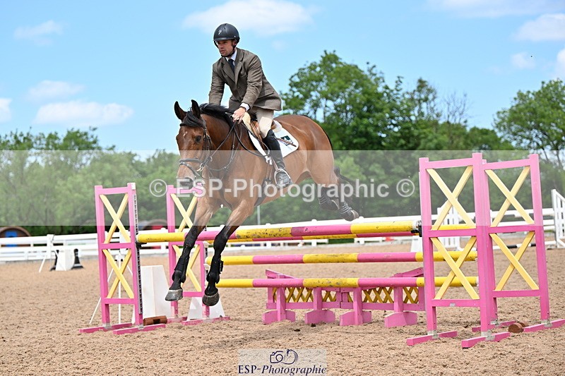 240605A-132308-00533 - Cls 3 Snr 1.05m Open