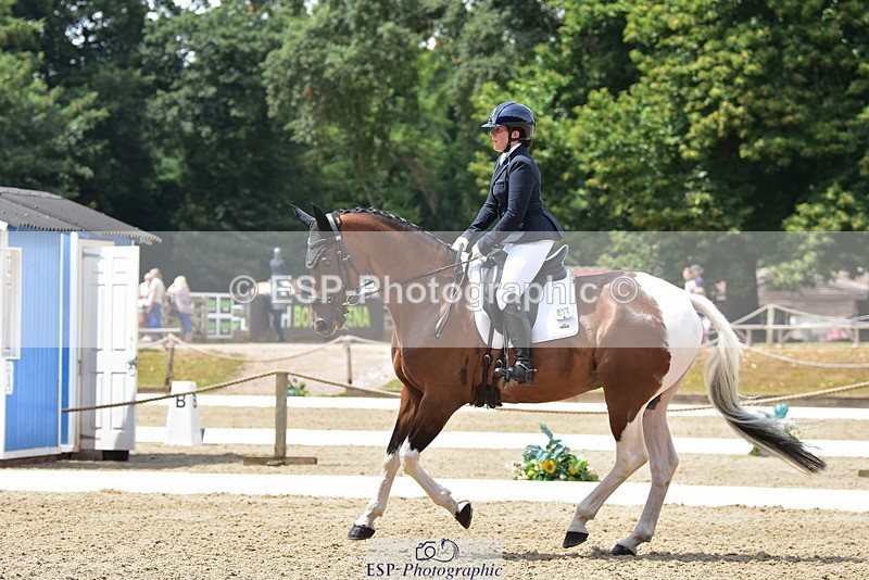 250719A-125026-05750 - 074-Victoria.Hamlyn-White-Langaller.Tarak