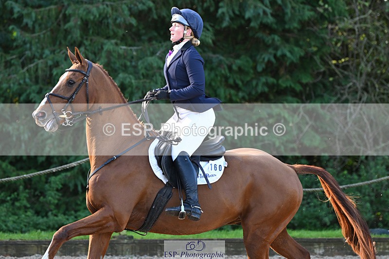 241025-104336-05492 - 160-Gaby.Bull-MILESTONE.GOLD