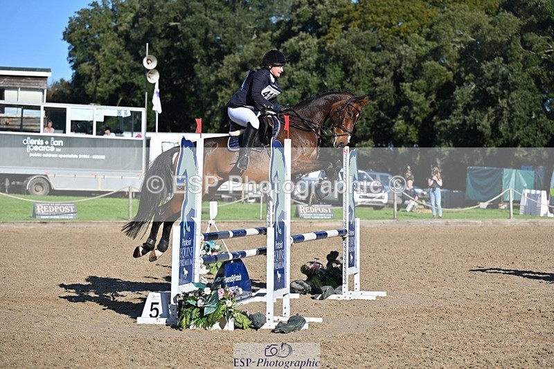 241027-120212-17108 - 413-Sophie.Westmore-CALCOURT.LEONARDO