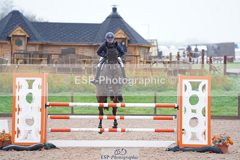 241006A-124056-06838 - Cls 20 Snr Newc & 1.10 Open