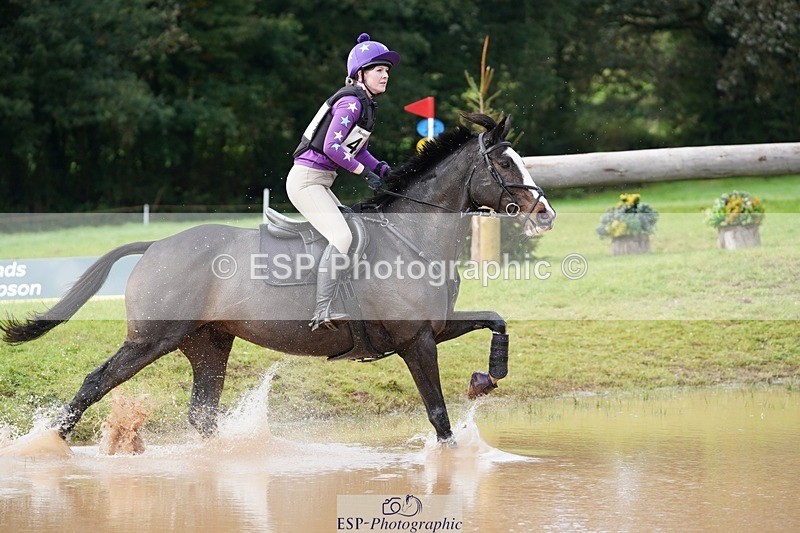 231021-132410-17320 - 427-COMBE.BREEZE-Gemma.Wells-SC+XC
