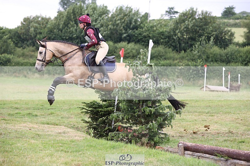 230625-101211-01307 - XC 90cm 9.45 to 11.00