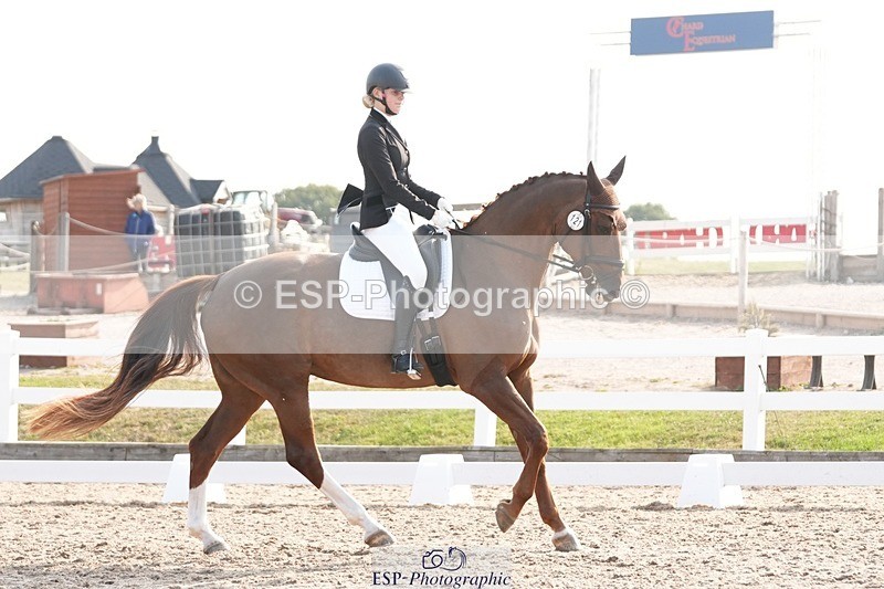 250817-090730-07098 - 121-Daisy.HedgesFelicia.v