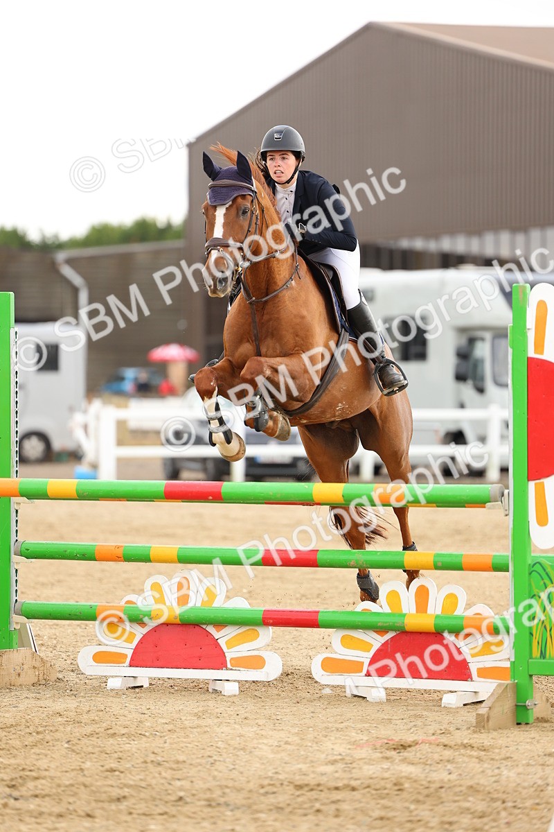 SBM_010249 - Class 3 - Senior Newcomers - 1.10m Open
