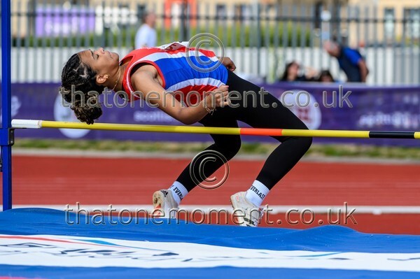 Age25SAT-926051 - Field Female Set One