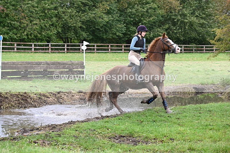 WJ6_6392 - Time at Photographer 12:41 to 13:05