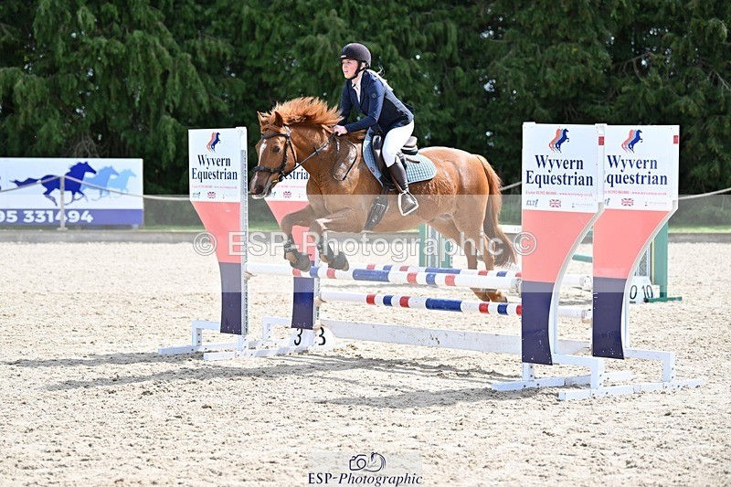 240413-121659-00910 - Cls 5+6 80cm Start to 1pm