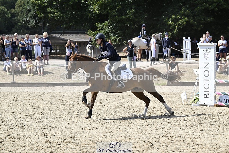 250823A-133857-30549 - PC70 Jump Off