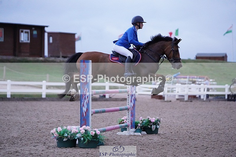250628-205742-08690 - Cls 26 Pony Foxhunter & 1.10m Open