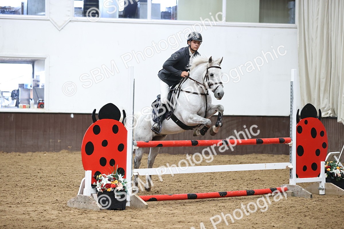 SBM_003044 - Class 13 - Blue Chip Pony Newcomers 1.00m Open