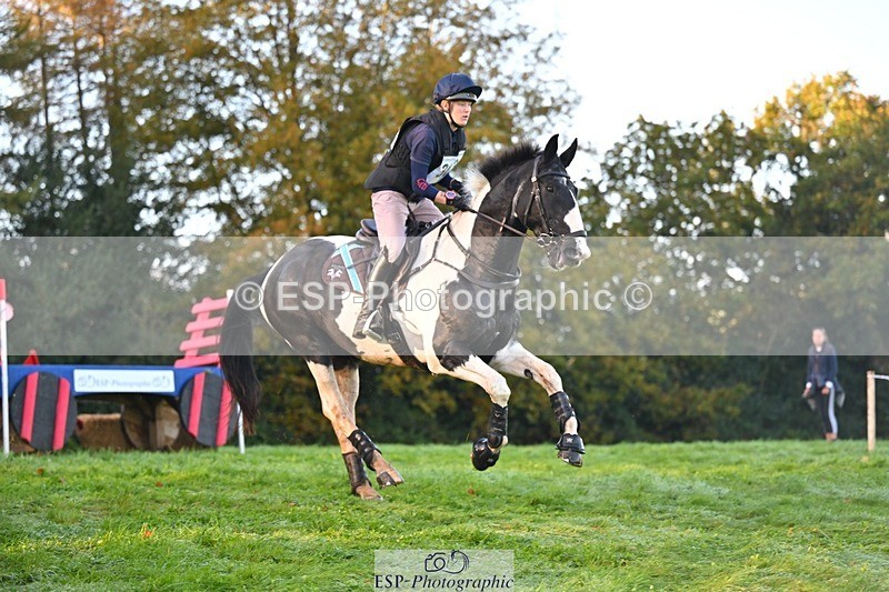 241026-094235-11033 - 303-Beatrice.Southcombe-COUSIN.JERRY