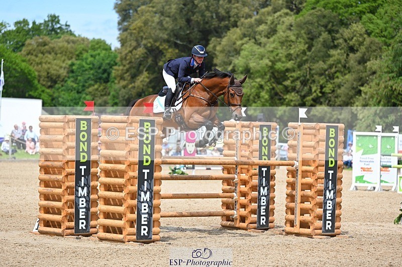 240525-142456-15699 - 446-SOMMERSBY-Jenny_Caras