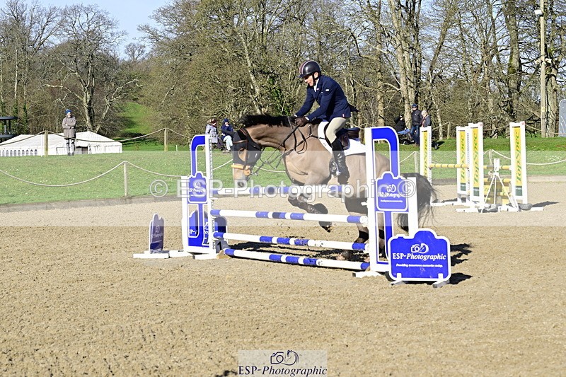 260214A-121222-00607 - 2 Discovery and 1m Open