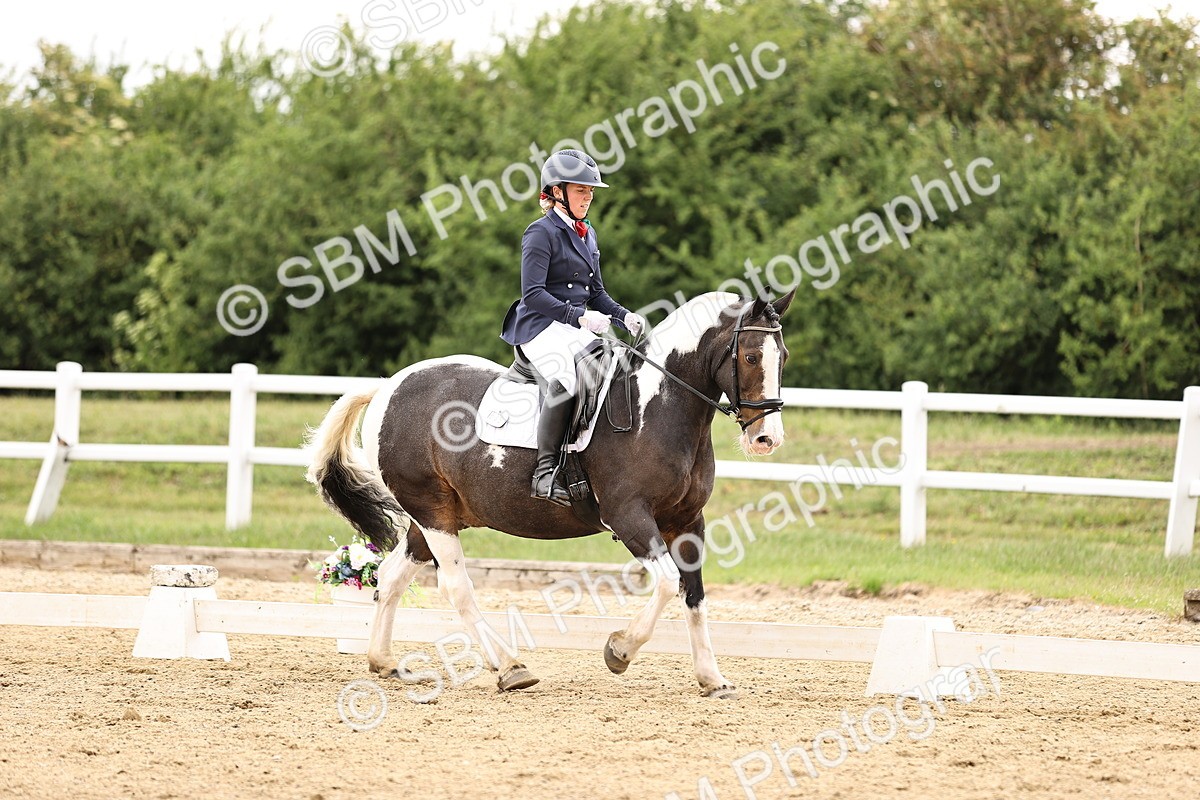 SBM_002122 - Class 2 - Novice 4 - 10.36-11.39