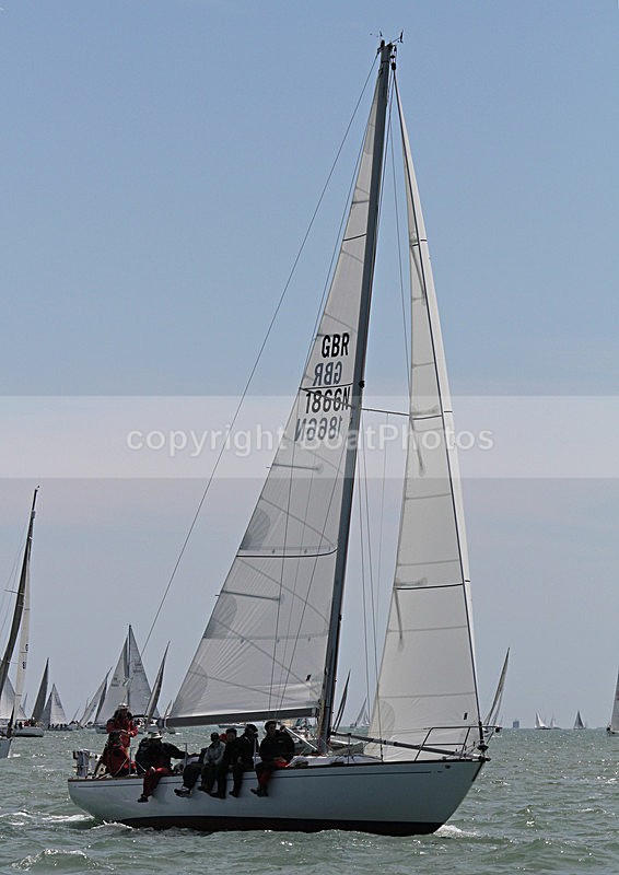 130601 GBR1866N IMG_7721 - ROUND THE ISLAND RACE - 1st June 2013