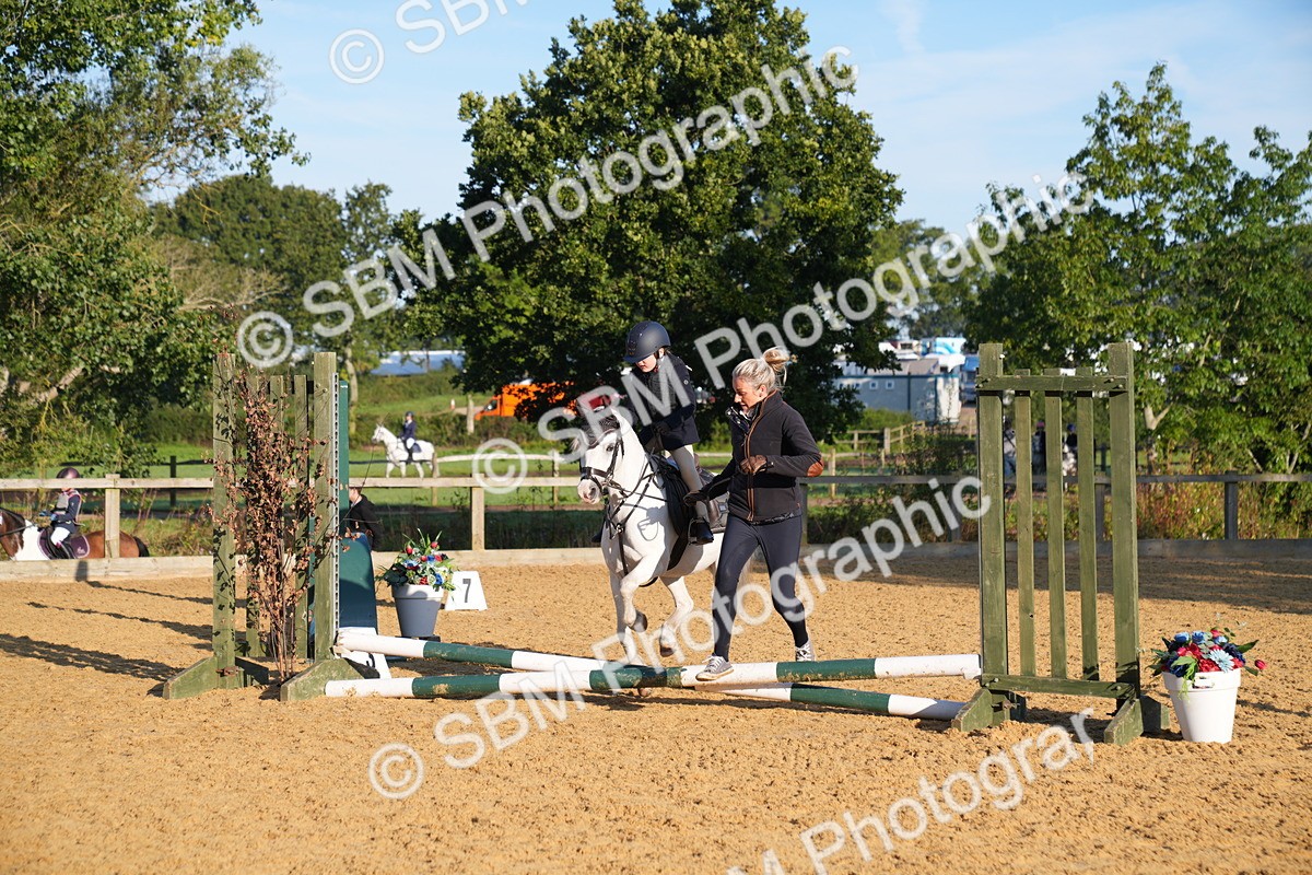 SBM_58975 - J63 - Minis Clear Round 30cm 40cm