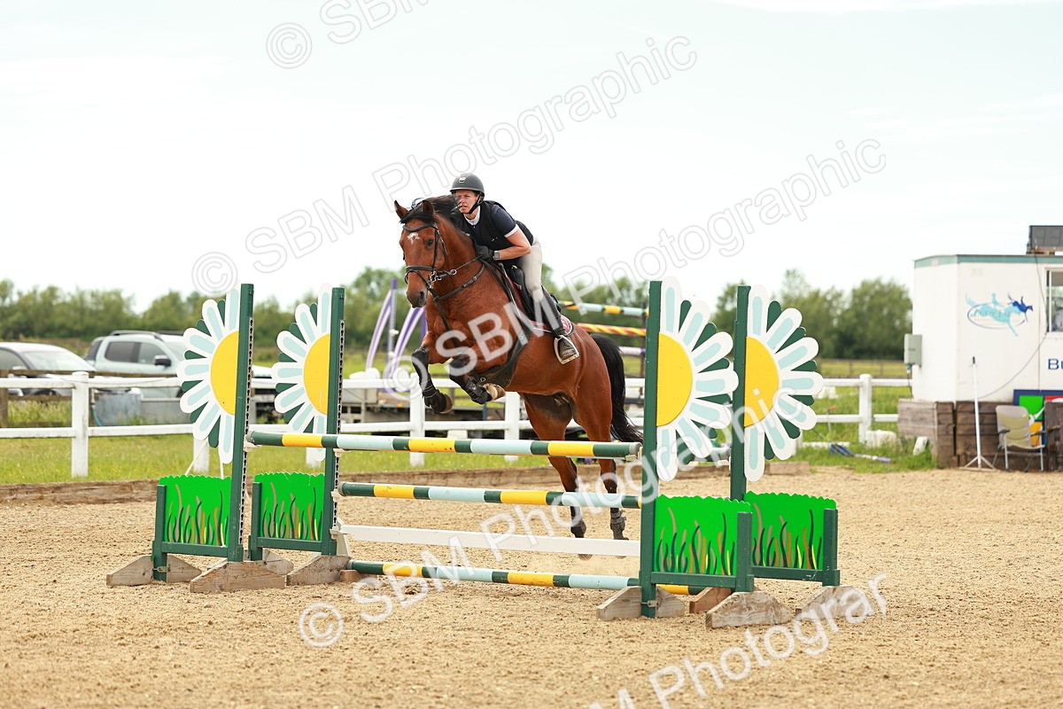 SBM_002160 - Class 4 - Senior Newcomers - 1.10m