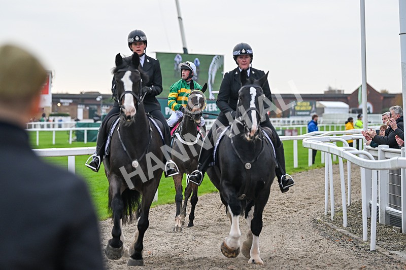 151124-Race 3-Jonbon-7828 - Race 3