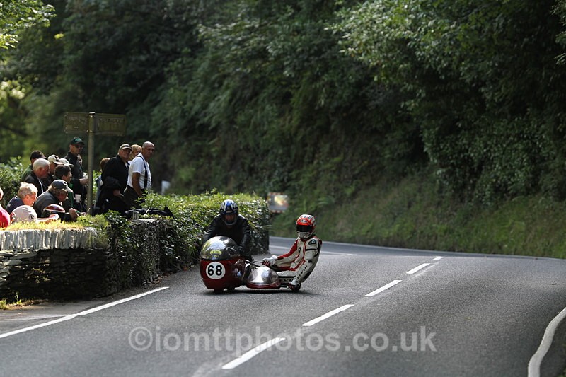 FOM_1299 - Classic TT Lap of honour