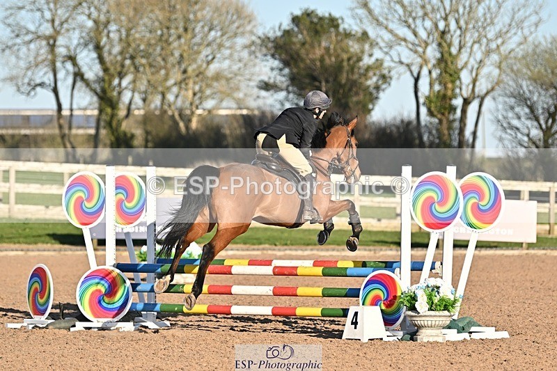 250401-180240-00537 - 80cm Classes