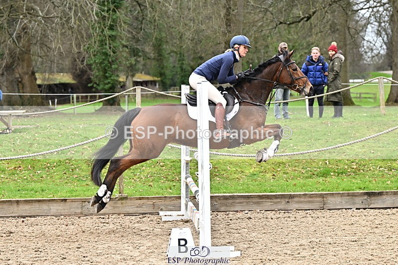 250201A-112603-00411 - Cls 02 Local Horse 100cm