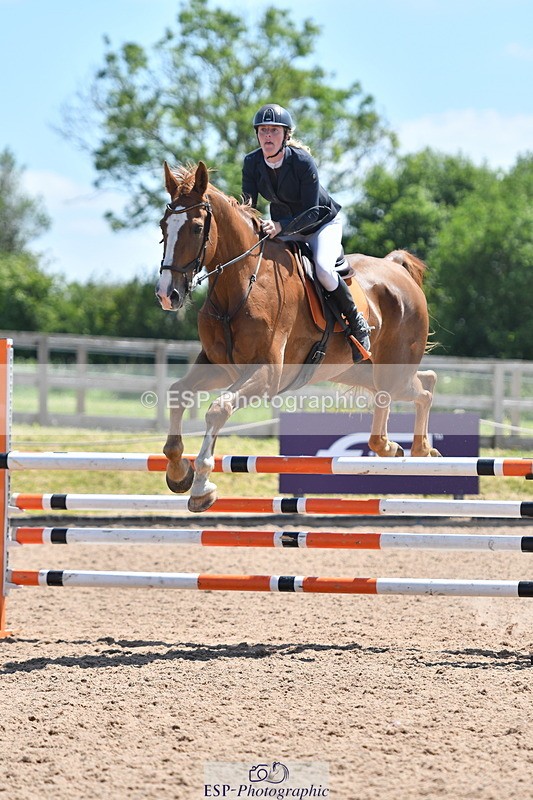 240609A-124300-05317 - Cls 18 Snr Newcomers and 1.10m Open