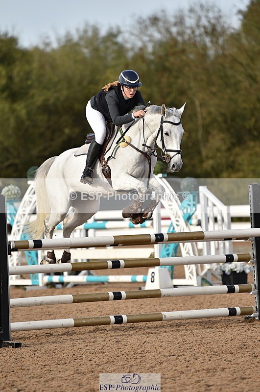 231015A-161102-09250 - Cls 27 1.10m Amateur Q 2nd R