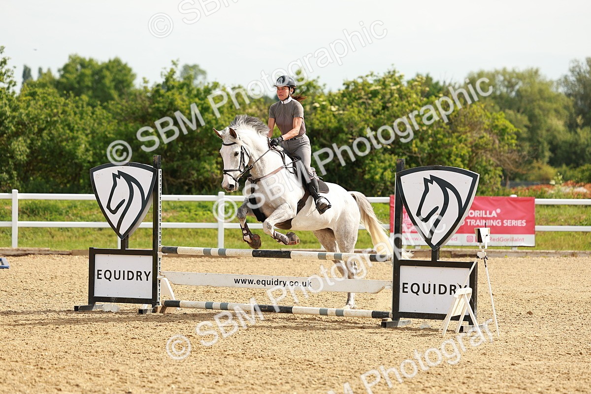 SBM_000142 - Class 1 - Clear Round