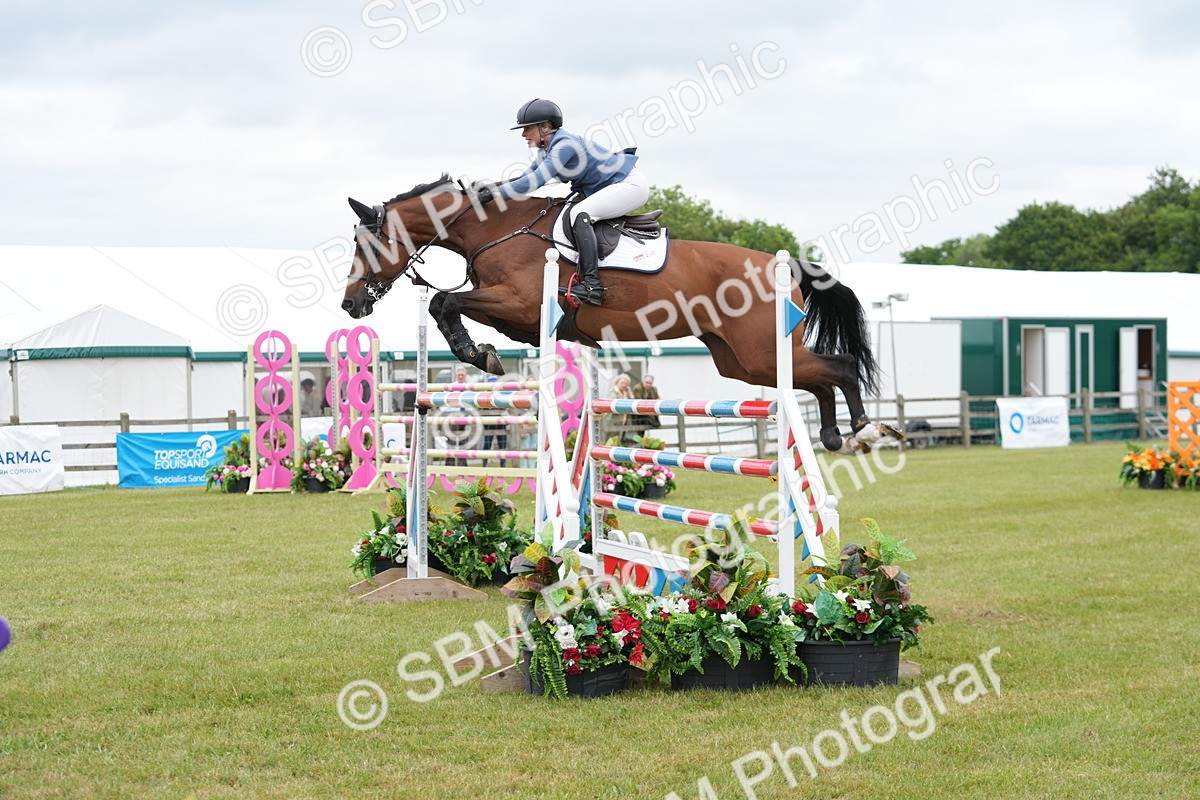 SBM_06377 - Class 202 - National 1.40m Open