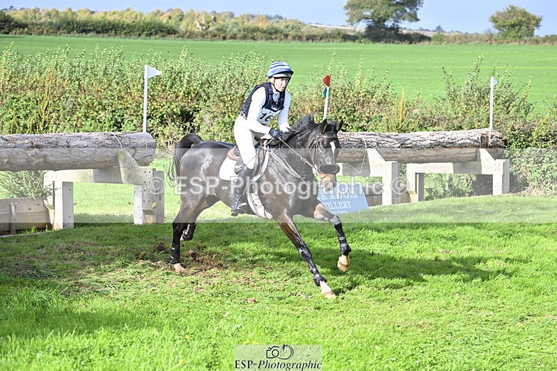 251024A-132814-11475 - B-165-Chloe.Pearson