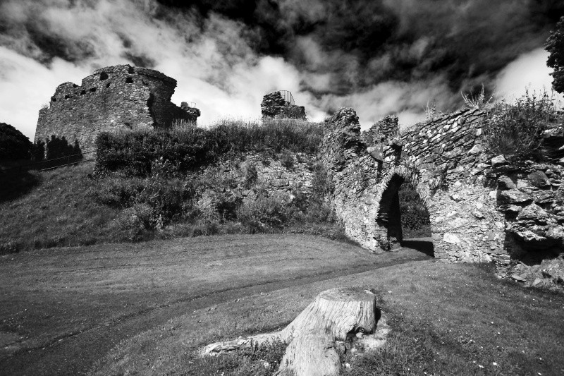 Dundrum Castle - Ruins and Not So Ruined