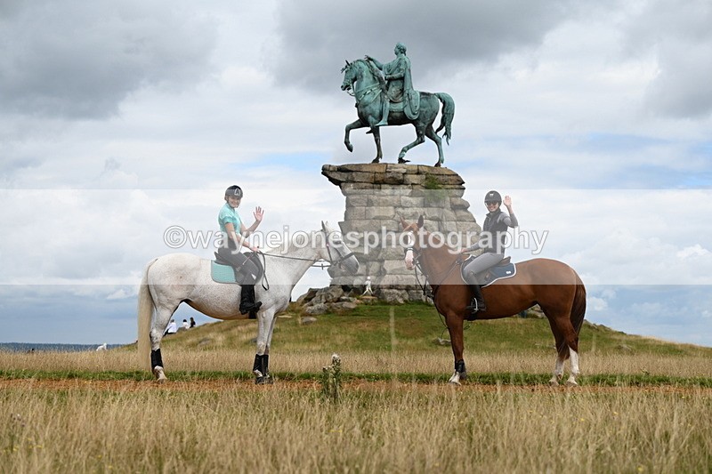 DSC_7132 - Time at Statue 12:45 to 13:15