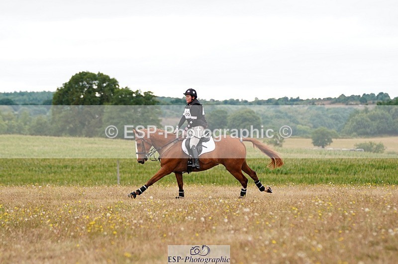 250803A-113510-11476 - K-466-Emily.R.Vincent-GOLDEN.HEART.BREAKER