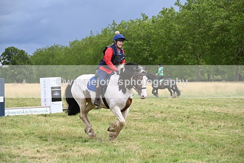 WJ6_2823 - Time at Jump 11:06 to 11:40